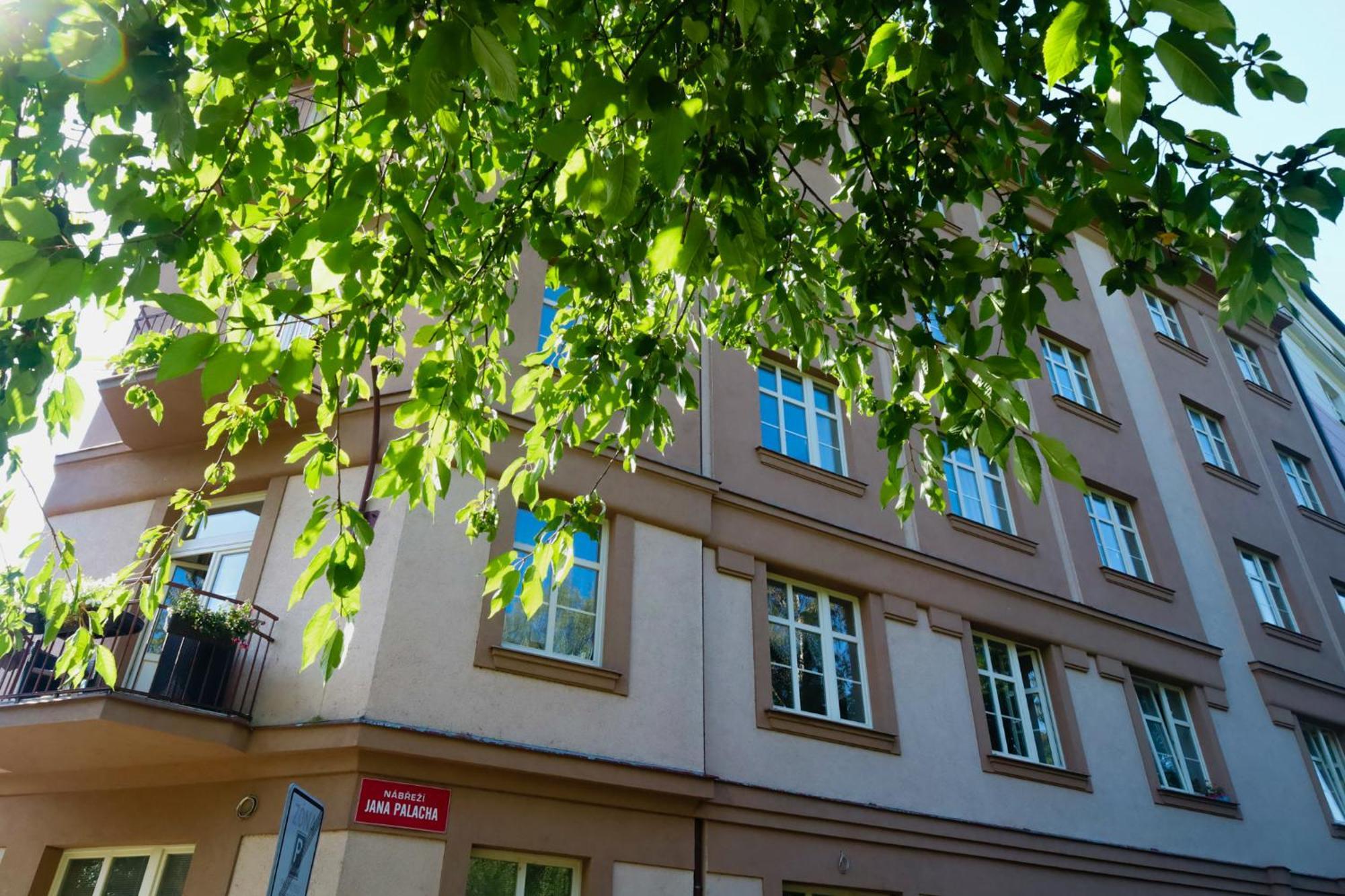 קרלובי וארי Rivercity Apartments מראה חיצוני תמונה